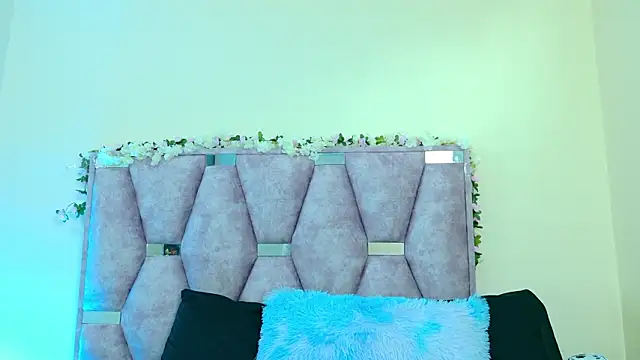 iris and damian online show from 02-01-26, 04:16