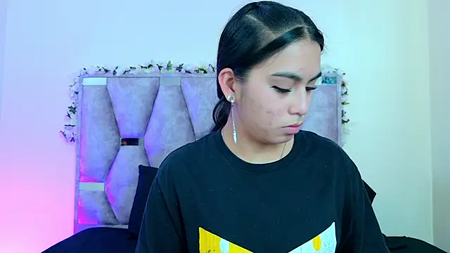 iris and damian online show from 04-07-26, 05:15