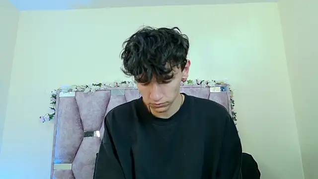 iris and damian online show from 01-17-26, 05:27