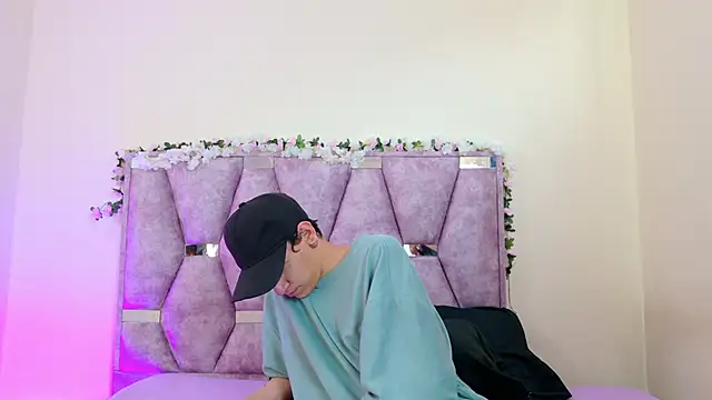 iris and damian online show from 02-28-26, 05:23