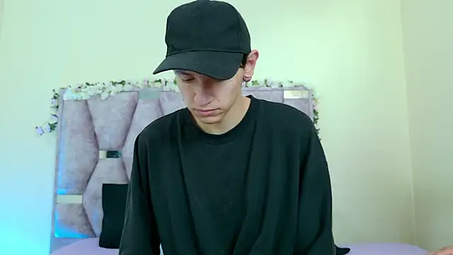 iris and damian online show from 02-11-26, 05:24