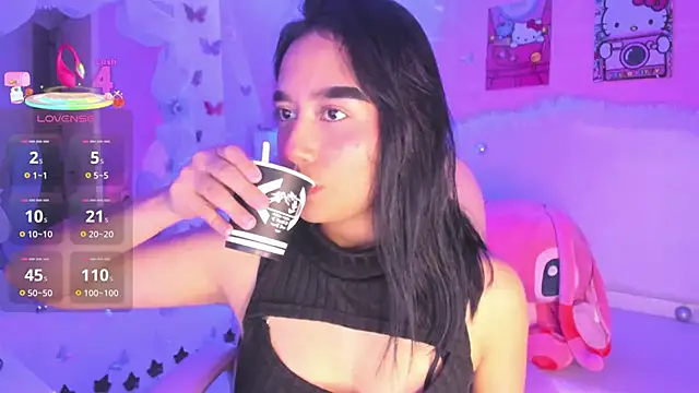 isabella castillo  online show from 12-20-25, 08:22