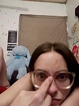 snowbird1117 online show from 01-12-26, 03:24