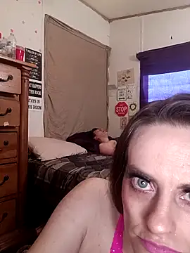 snowbird1117 online show from 03-12-26, 02:21