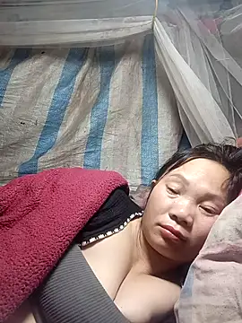 Snapshot of ava-dellght chatting on 12-17-25, 12:04 ava-dellght online show from 12-17-25, 12:04