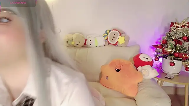 Miyeoonn online show from 12-16-25, 01:04