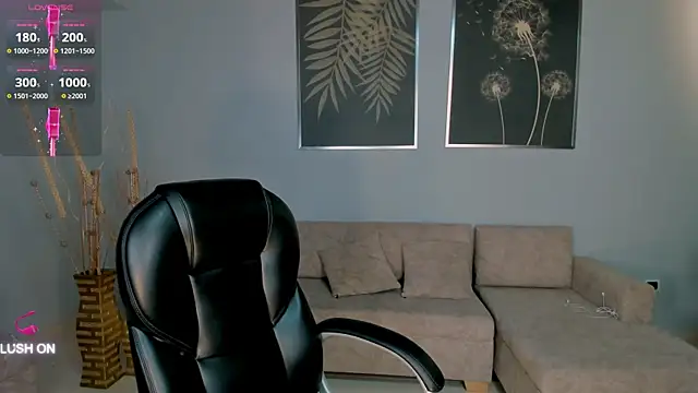 ChloeManson online show from 01-26-25, 12:05