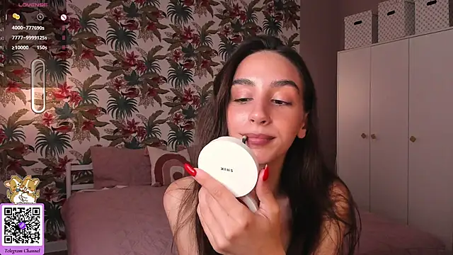 Elizwise online show from 06-26-26, 04:29