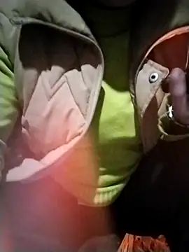 Snapshot of muutoo chatting on 01-06-26, 01:37 muutoo online show from 01-06-26, 01:37