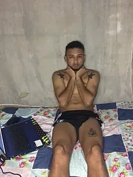 Snapshot of modeloxtz chatting on 01-14-26, 11:14 modeloxtz online show from 01-14-26, 11:14