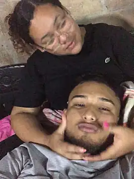 Snapshot of modeloxtz chatting on 01-13-26, 08:57 modeloxtz online show from 01-13-26, 08:57