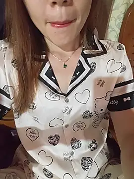 Baby-Linh online show from 06-27-26, 06:52