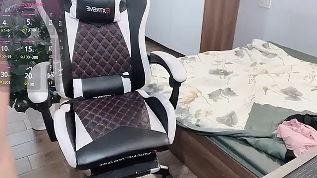 Ni-Ni 2K online show from 12-21-25, 12:35