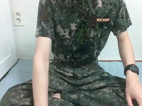 dongjun21 online show from 02-24-26, 08:15