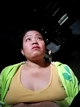 Snapshot of AlilaK2 chatting on 12-21-25, 04:14 AlilaK2 online show from 12-21-25, 04:14