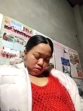 Snapshot of AlilaK2 chatting on 12-19-25, 02:30 AlilaK2 online show from 12-19-25, 02:30