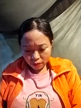 Snapshot of AlilaK2 chatting on 12-05-25, 10:47 AlilaK2 online show from 12-05-25, 10:47