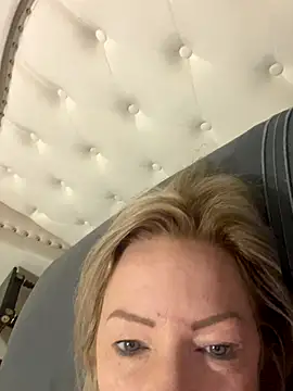 sinfulsara online show from 12-18-25, 02:10