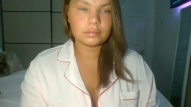 Snapshot of GEMMARMALADE chatting on 06-19-26, 05:46 GEMMARMALADE online show from 06-19-26, 05:46