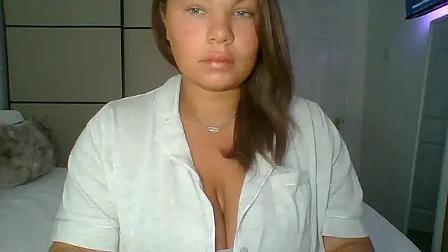 Snapshot of GEMMARMALADE chatting on 06-15-26, 05:51 GEMMARMALADE online show from 06-15-26, 05:51