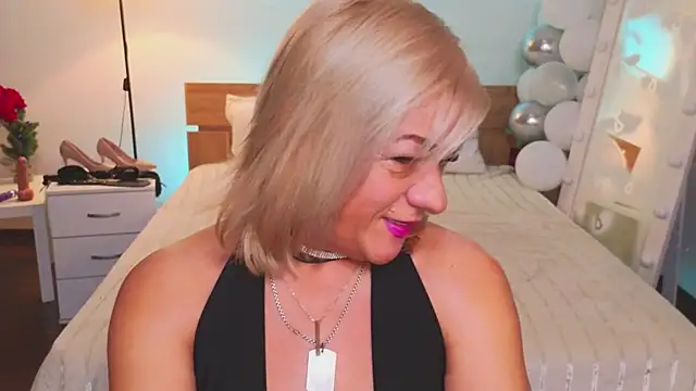 AnittaHarris  online show from 01-10-26, 06:09