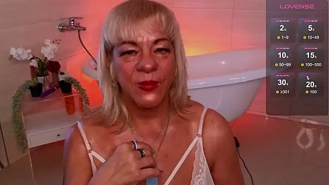 AnittaHarris  online show from 03-05-26, 02:19