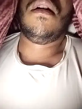 Snapshot of Rent_your_boyfriend chatting on 01-07-26, 05:40 Rent your boyfriend online show from 01-07-26, 05:40