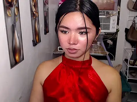 Snapshot of voganmarie chatting on 07-06-26, 05:04 voganmarie online show from 07-06-26, 05:04
