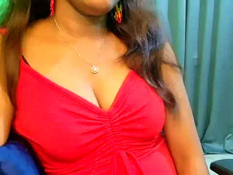 Snapshot of Spit_queenC_for_you chatting on 07-12-26, 11:33 Spit queenC for you online show from 07-12-26, 11:33
