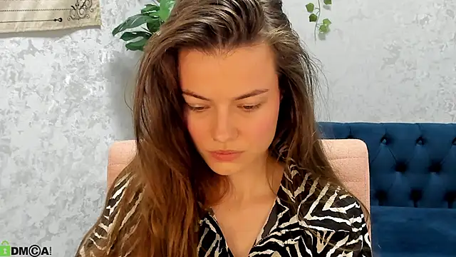 Graceee  online show from 05-20-26, 03:14