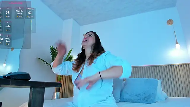 Lily Cole27 online show from 12-17-25, 11:26