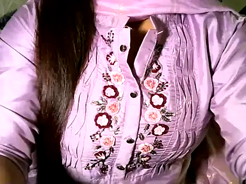 Hotty Suzuka online show from 06-03-26, 04:13