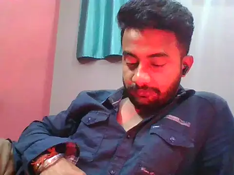 chutlhunter online show from 12-15-25, 08:36