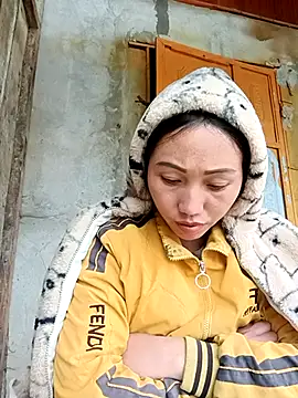 Lorena-a online show from 12-16-25, 08:29