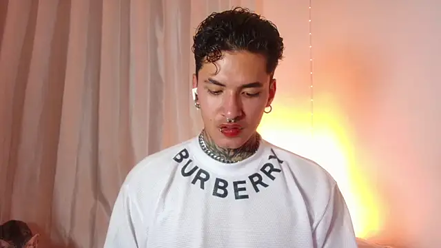 AlecBanne online show from 01-11-26, 03:57