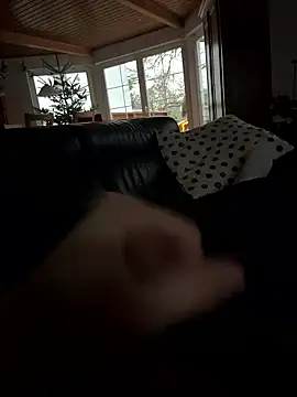 hannes256102 online show from 01-14-26, 03:26