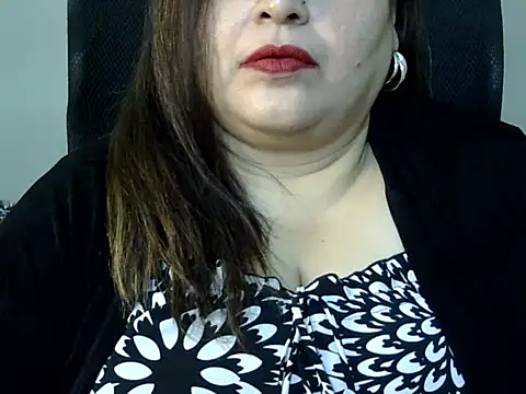 Snapshot of Soniya_Sha chatting on 02-03-26, 06:57 Soniya Sha online show from 02-03-26, 06:57