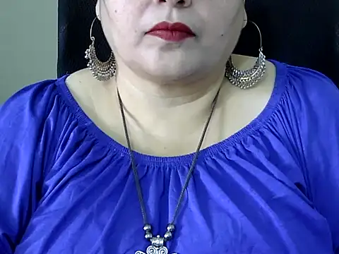 Snapshot of Soniya_Sha chatting on 02-21-26, 07:43 Soniya Sha online show from 02-21-26, 07:43
