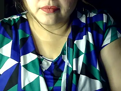 Snapshot of Soniya_Sha chatting on 01-19-26, 04:22 Soniya Sha online show from 01-19-26, 04:22