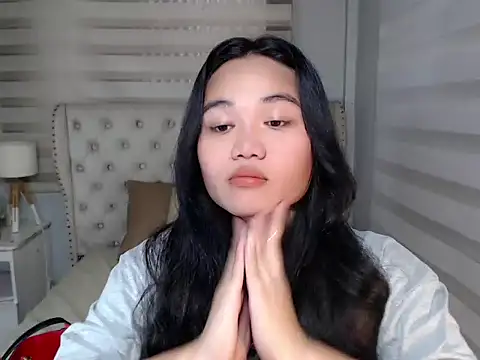 Snapshot of Provocative_Touch chatting on 06-17-26, 06:02 Provocative Touch online show from 06-17-26, 06:02