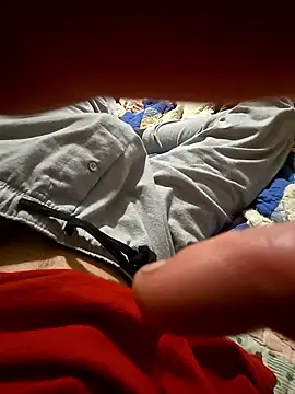 Legtrembler1 online show from 03-08-26, 04:16