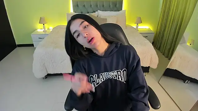 Celeste Rous   online show from 01-09-26, 12:34