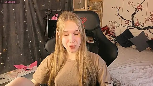 Katy Midocalm online show from 12-19-25, 06:38