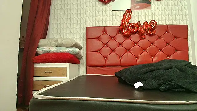 Elizabetth Roman online show from 03-03-26, 06:59