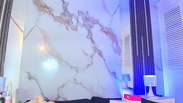 BellaHarpeer online show from 02-21-26, 08:11