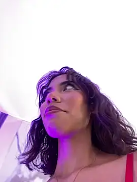 BellaHarpeer online show from 02-10-26, 07:57