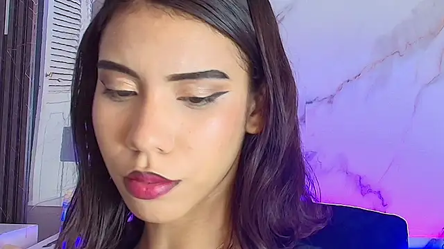 BellaHarpeer online show from 02-07-26, 08:17