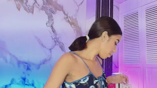 BellaHarpeer online show from 02-25-26, 07:25