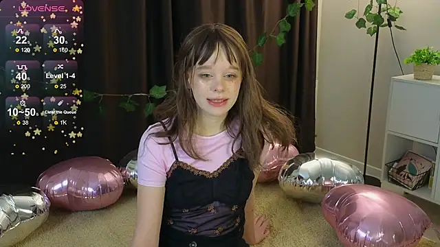 Lace Thrill online show from 03-18-26, 09:04