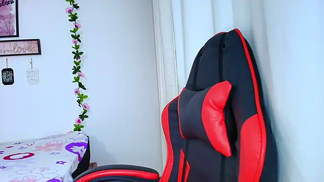 sara santana   online show from 12-16-25, 12:48